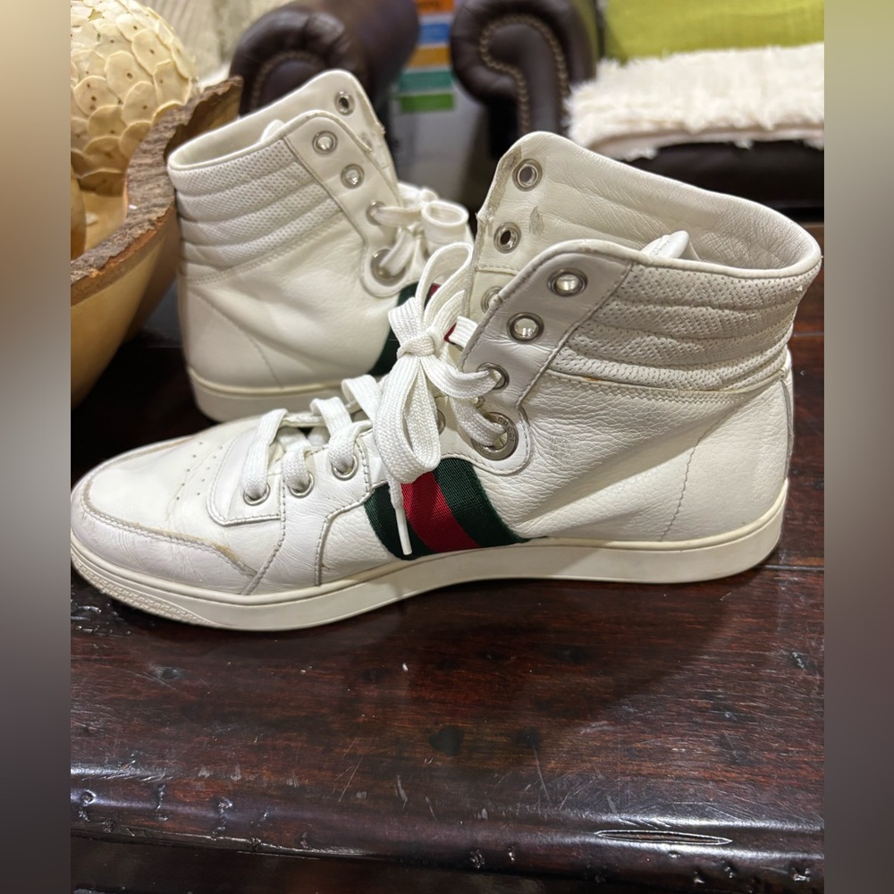 Gucci Men's White High-Top Sneakers - Picture 4 of 10